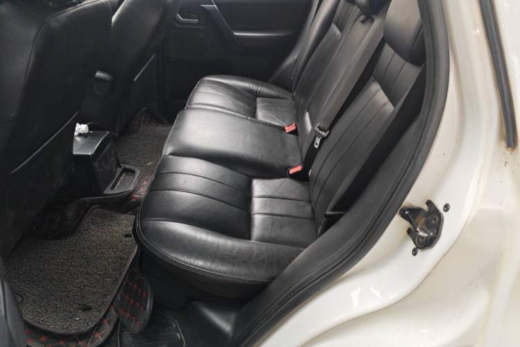 Used Land Rover Freelander 2 2014 2.2T SD4 SE Diesel Edition Left Rear Seat