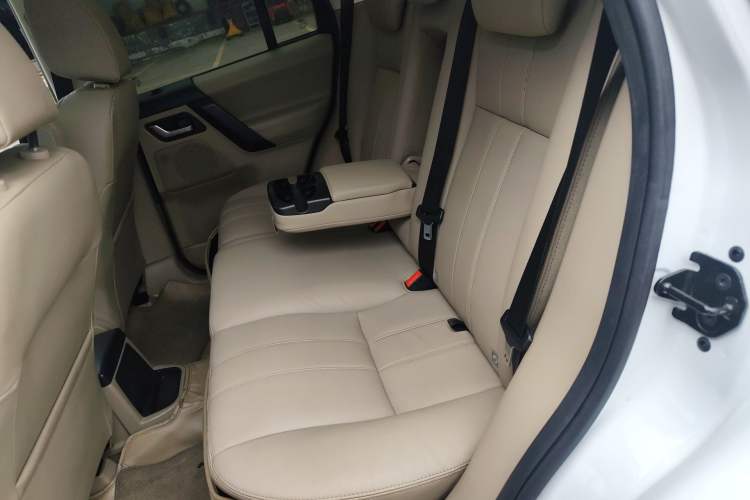 Used Land Rover Freelander 2 2014 2.0T Si4 SE Gasoline Version Left Rear Seat