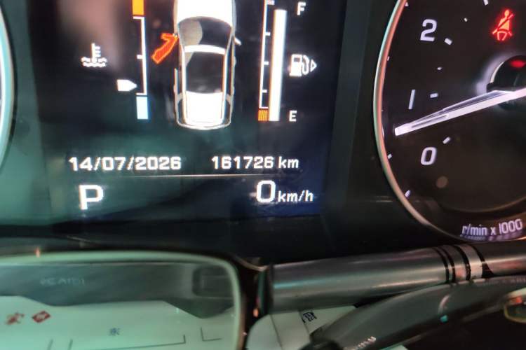 Used Land Rover Freelander 2 2014 2.0T Si4 HSE Gasoline Edition Odometer Close Up
