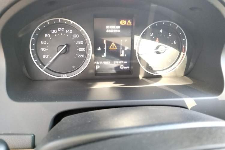 Used Land Rover Freelander 2 2014 2.0T Si4 SE Gasoline Version Odometer Close Up