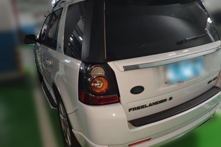 Used Land Rover Freelander 2 2014 2.0T Si4 HSE Gasoline Edition Rear Left 45 Deg