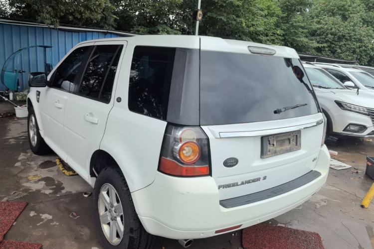 Used Land Rover Freelander 2 2014 2.0T Si4 S Gasoline Version Rear Left 45 Deg