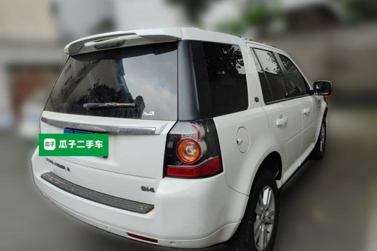 Used Land Rover Freelander 2 2014 2.0T Si4 SE Gasoline Version Rear Right 45 Deg
