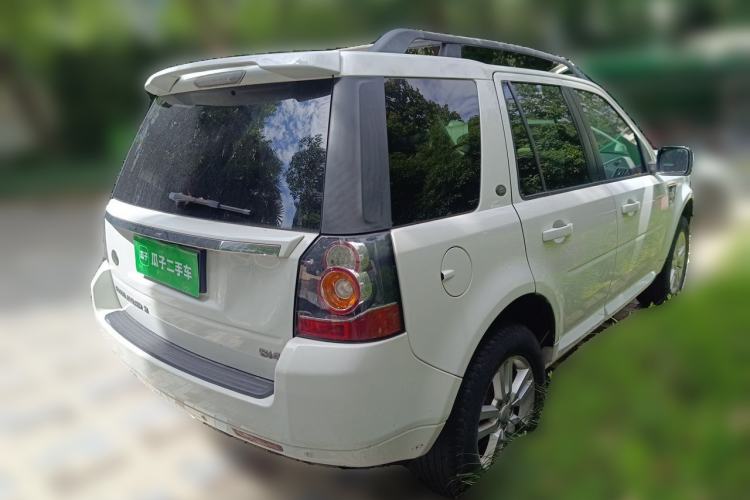 Used Land Rover Freelander 2 2014 2.0T Si4 SE Gasoline Version Rear Right 45 Deg
