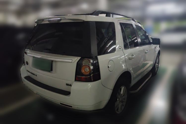 Used Land Rover Freelander 2 2014 2.0T Si4 SE Gasoline Version Rear Right 45 Deg