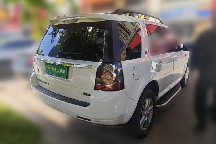 Used Land Rover Freelander 2 2014 2.0T Si4 SE Gasoline Version Rear Right 45 Deg