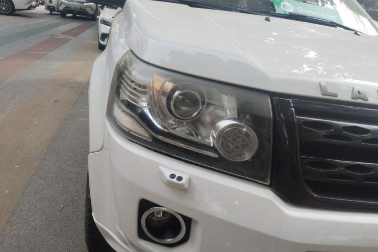 Used Land Rover Freelander 2 2014 2.0T Si4 S Gasoline Version Right Front Headlight
