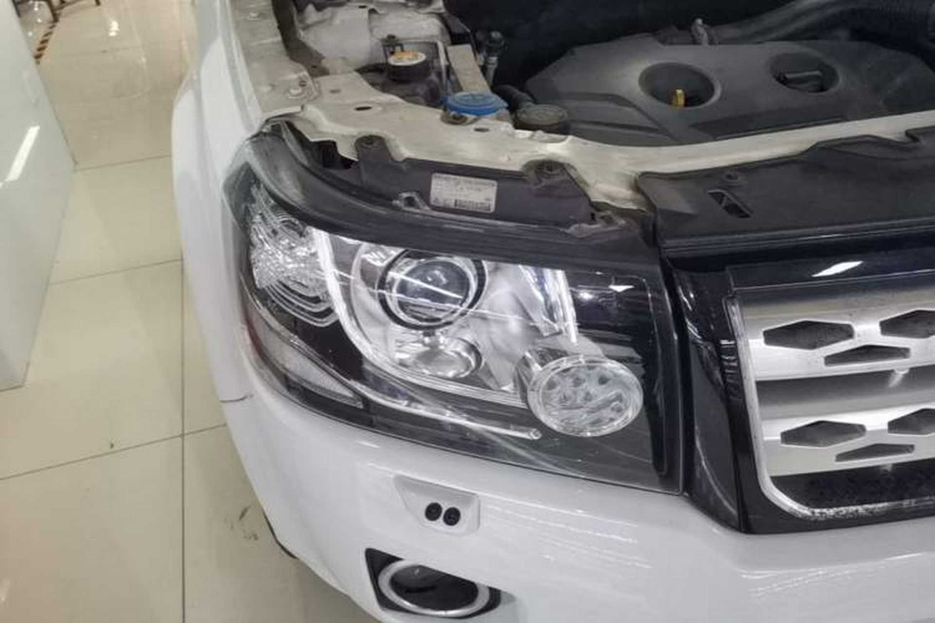 Used Land Rover Freelander 2 2014 2.0T Si4 SE Gasoline Version Right Front Headlight
