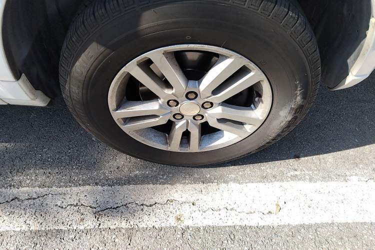 Used Land Rover Freelander 2 2014 2.0T Si4 SE Gasoline Version Right Front Wheel Hub
