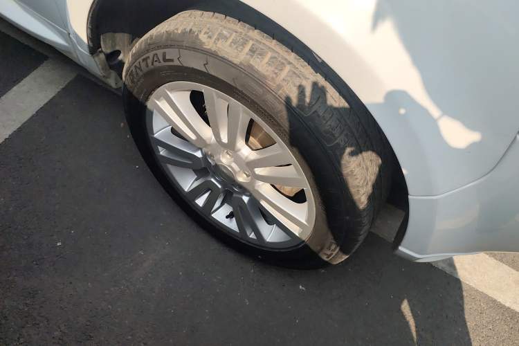 Used Land Rover Freelander 2 2014 2.2T SD4 SE Diesel Edition Right Front Wheel Hub