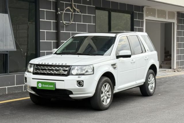 Ojetý Land Rover Freelander 2 2014 2.0T Si4 SE Gasoline Version