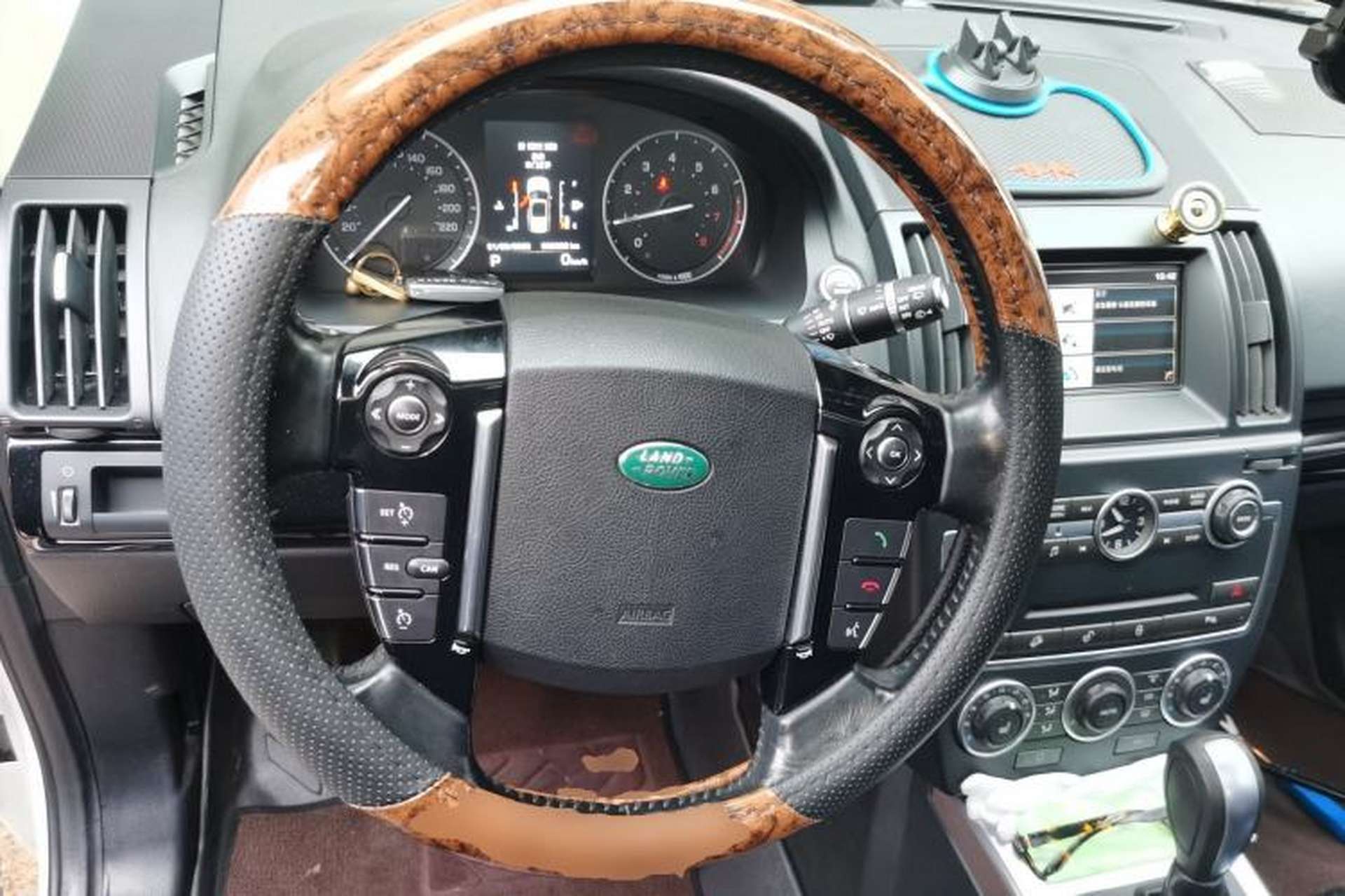 Used Land Rover Freelander 2 2014 2.0T Si4 HSE Gasoline Edition Steering Wheel