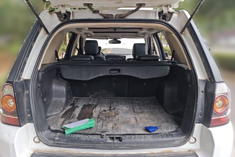 Used Land Rover Freelander 2 2014 2.2T SD4 SE Diesel Edition Trunk