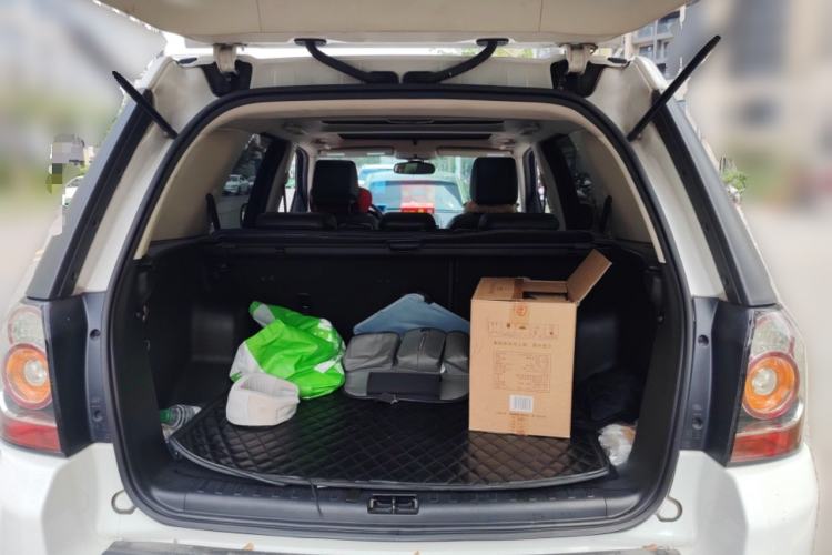 Used Land Rover Freelander 2 2014 2.2T SD4 SE Diesel Edition Trunk