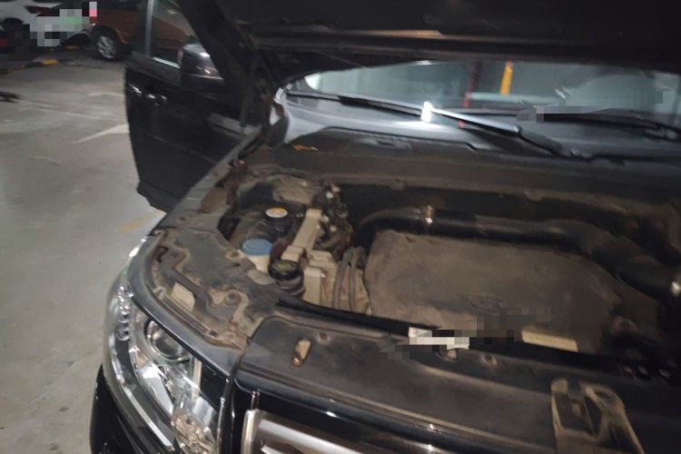 Used Land Rover Freelander 2 2015 2.2T SD4 XS Collector's Edition Engine Bay Right