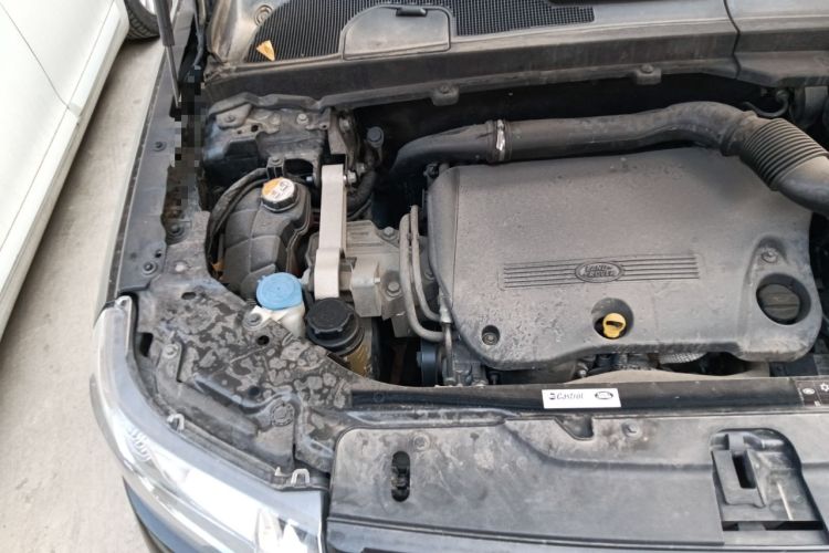 Used Land Rover Freelander 2 2015 2.2T SD4 XS Collector's Edition Engine Bay Right