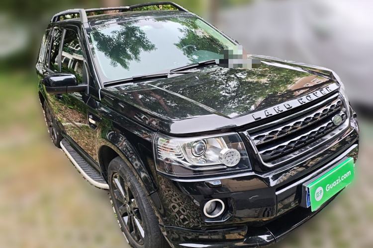 Used Land Rover Freelander 2 2015 2.0T Si4 HSE Luxury Collector's Edition Front Right 45 Deg
