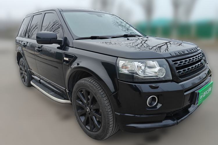 Used Land Rover Freelander 2 2015 2.0T Si4 HSE Luxury Collector's Edition Front Right 45 Deg
