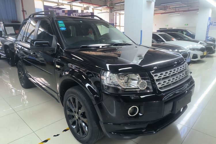 Used Land Rover Freelander 2 2015 2.0T Si4 HSE Luxury Collector's Edition Front Right 45 Deg