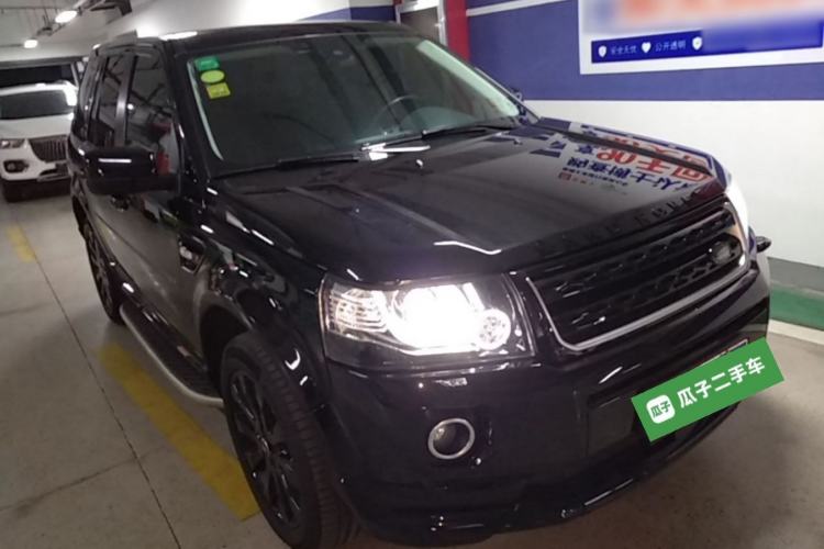 Used Land Rover Freelander 2 2015 2.0T Si4 HSE Luxury Collector's Edition Front Right 45 Deg