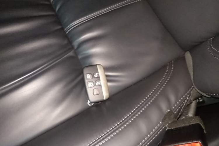 Used Land Rover Freelander 2 2015 2.0T Si4 HSE Luxury Collector's Edition Interior 1