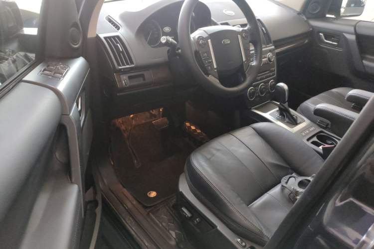 Used Land Rover Freelander 2 2015 2.0T Si4 XS Collection Edition Interior 2