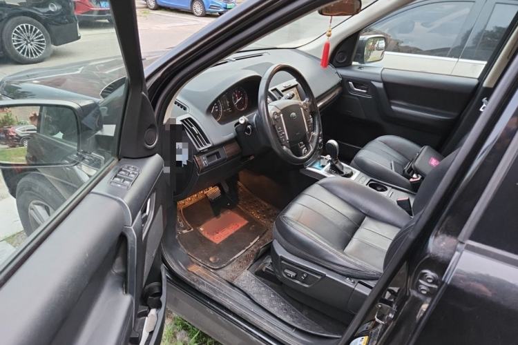 Used Land Rover Freelander 2 2015 2.0T Si4 XS Collection Edition Interior 3