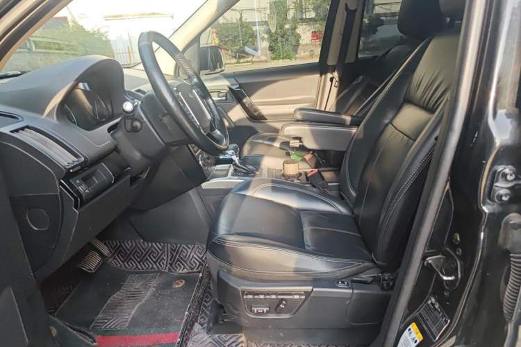 Used Land Rover Freelander 2 2015 2.0T Si4 HSE Luxury Collector's Edition Left Front Seat