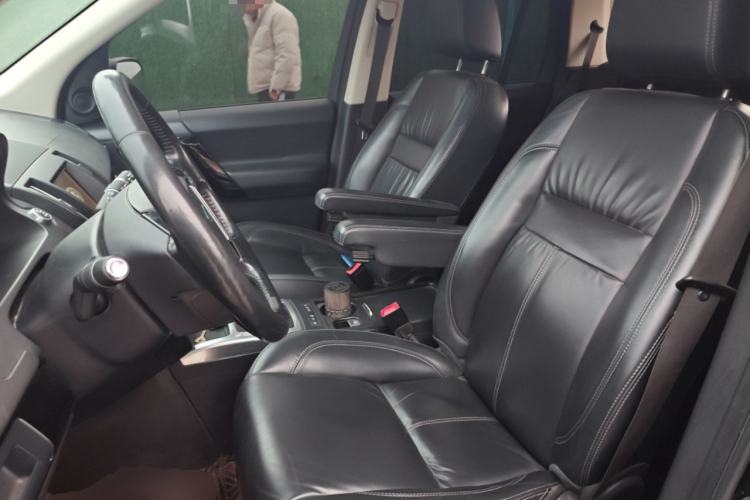 Used Land Rover Freelander 2 2015 2.0T Si4 HSE Luxury Collector's Edition Left Front Seat