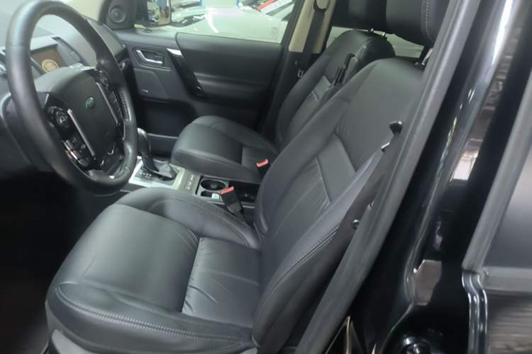 Used Land Rover Freelander 2 2015 2.0T Si4 HSE Luxury Collector's Edition Left Front Seat