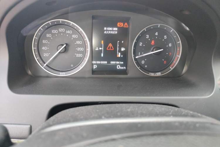 Used Land Rover Freelander 2 2015 2.0T Si4 HSE Luxury Collector's Edition Odometer Close Up
