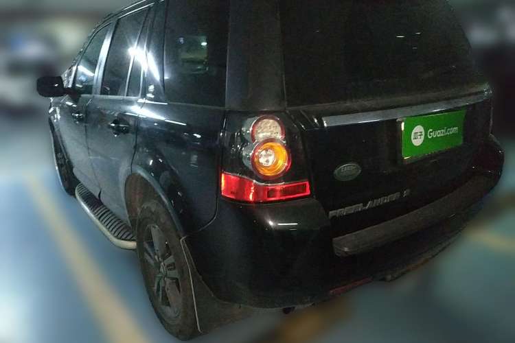 Used Land Rover Freelander 2 2015 2.0T Si4 XS Collection Edition Rear Left 45 Deg