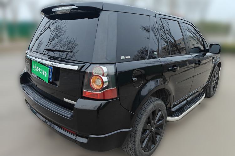Used Land Rover Freelander 2 2015 2.0T Si4 HSE Luxury Collector's Edition Rear Right 45 Deg