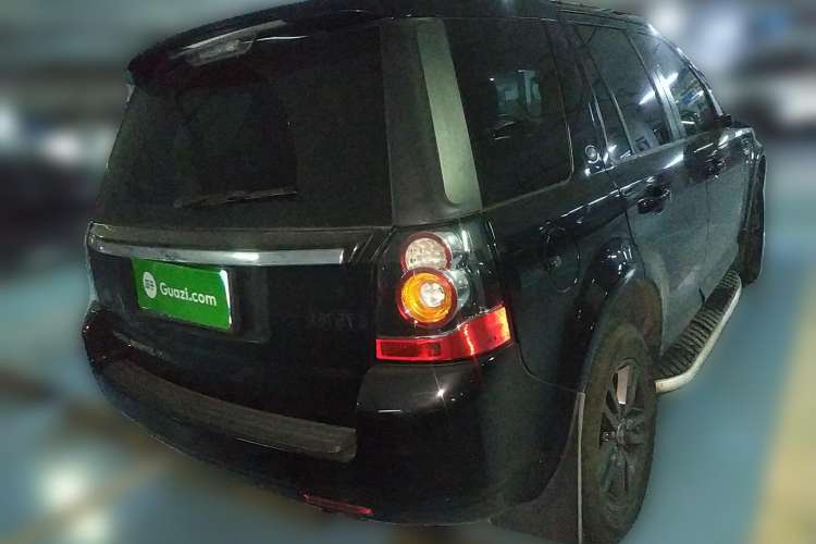 Used Land Rover Freelander 2 2015 2.0T Si4 XS Collection Edition Rear Right 45 Deg