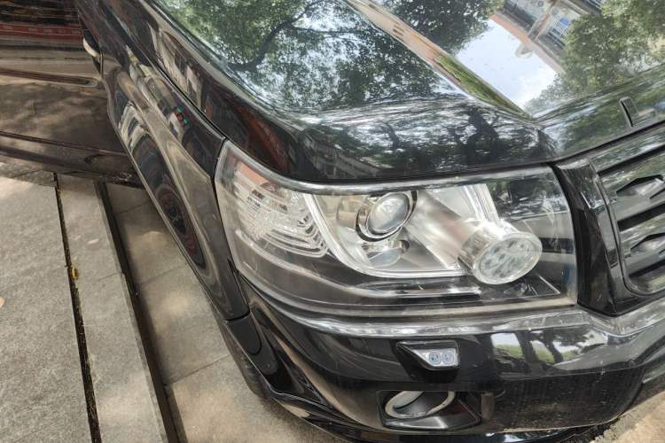 Used Land Rover Freelander 2 2015 2.0T Si4 HSE Luxury Collector's Edition Right Front Headlight