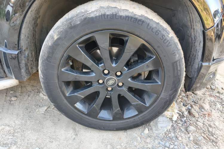 Used Land Rover Freelander 2 2015 2.0T Si4 HSE Luxury Collector's Edition Right Front Wheel Hub