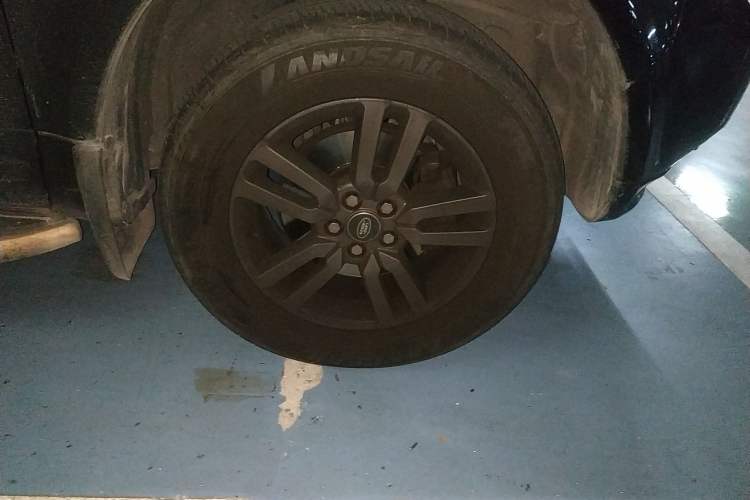 Used Land Rover Freelander 2 2015 2.0T Si4 XS Collection Edition Right Front Wheel Hub