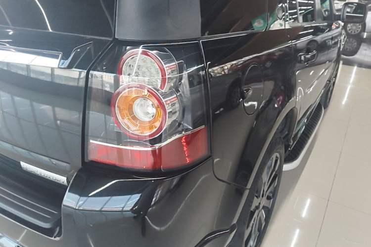 Used Land Rover Freelander 2 2015 2.0T Si4 HSE Luxury Collector's Edition Right Rear Taillight