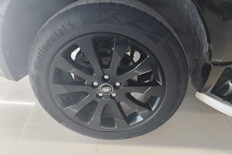 Used Land Rover Freelander 2 2015 2.0T Si4 HSE Luxury Collector's Edition Right Rear Wheel Hub