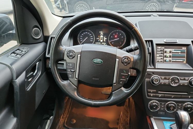 Used Land Rover Freelander 2 2015 2.0T Si4 XS Collection Edition Steering Wheel