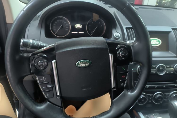 Used Land Rover Freelander 2 2015 2.0T Si4 HSE Luxury Collector's Edition Steering Wheel