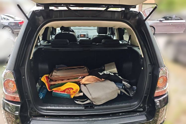 Used Land Rover Freelander 2 2015 2.0T Si4 HSE Luxury Collector's Edition Trunk