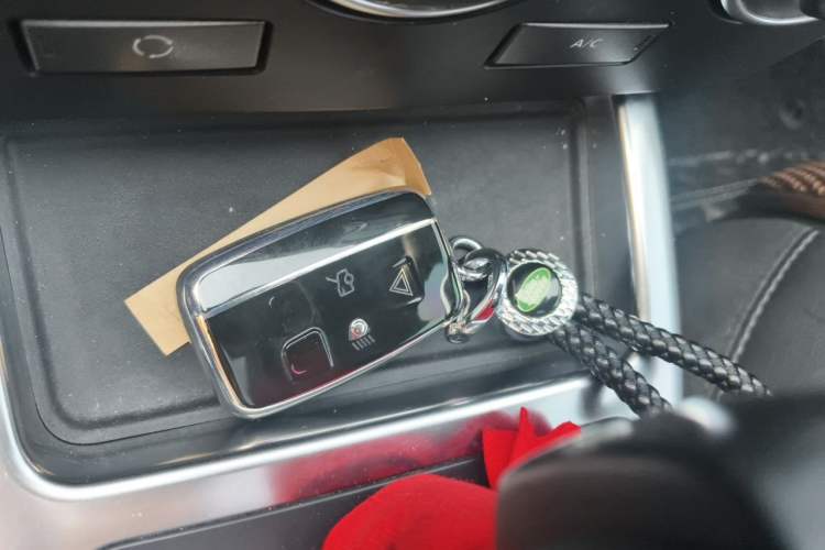 Used Land Rover Freelander 2 2015 2.0T Si4 HSE Luxury Collector's Edition Vehicle Key