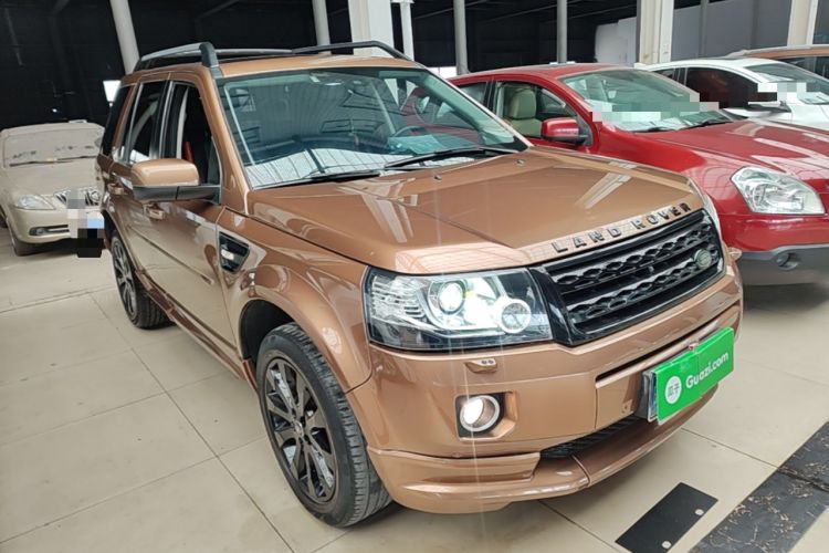 Used Land Rover Freelander 2 2015 2.0T Si4 HSE Luxury Collector's Edition Front Right 45 Deg