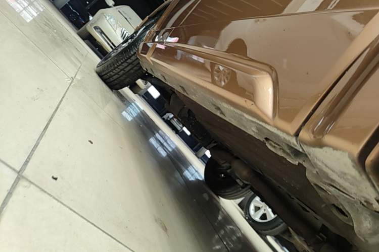 Used Land Rover Freelander 2 2015 2.0T Si4 HSE Luxury Collector's Edition Right Side Sill