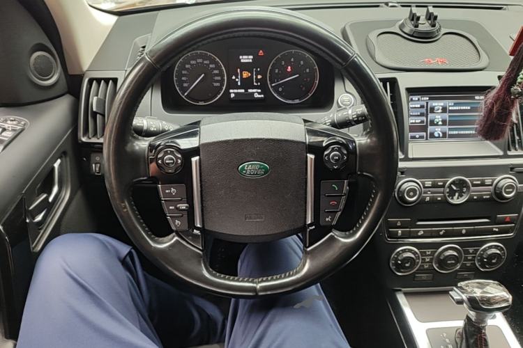 Used Land Rover Freelander 2 2015 2.0T Si4 HSE Luxury Collector's Edition Steering Wheel
