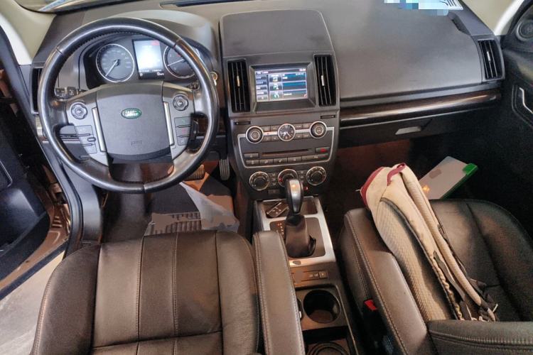 Used Land Rover Freelander 2 2015 2.0T Si4 XS Collection Edition Center Console
