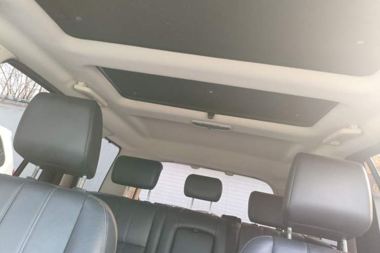 Used Land Rover Freelander 2 2015 2.0T Si4 XS Collection Edition Headliner