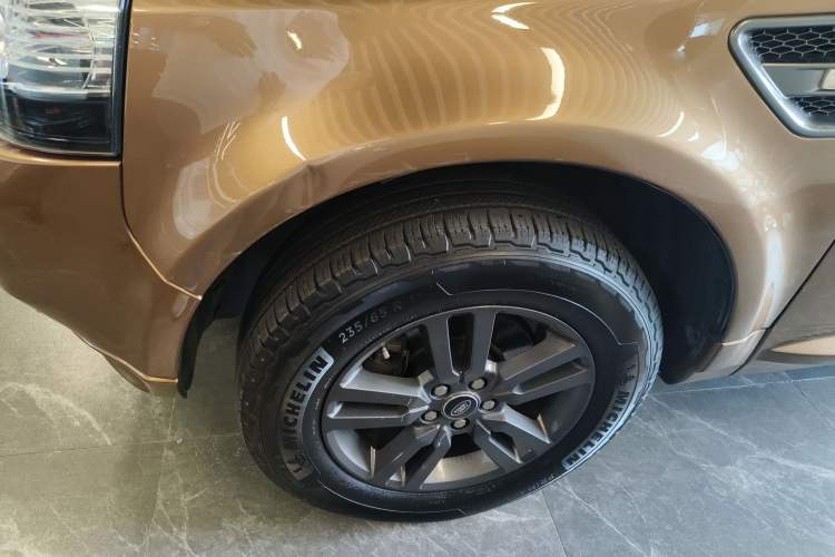 Used Land Rover Freelander 2 2015 2.0T Si4 XS Collection Edition Left Front Wheel Hub