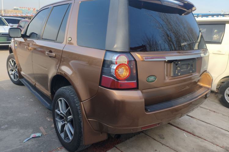 Used Land Rover Freelander 2 2015 2.0T Si4 XS Collection Edition Rear Left 45 Deg